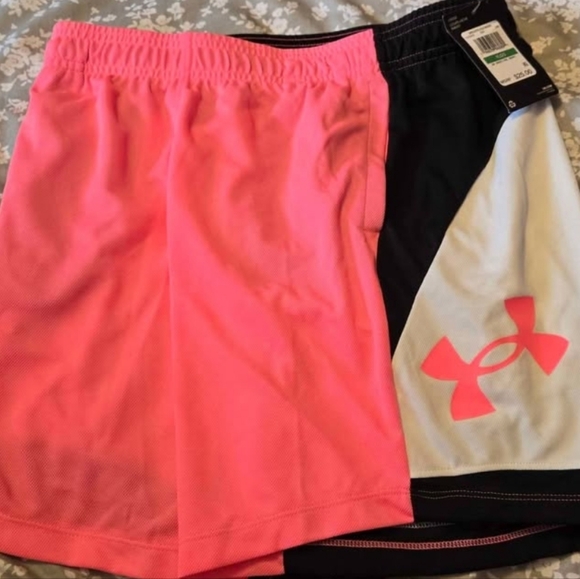 Youth Large Girls Under Armour Neon Pink and Black Basketball Shorts - Picture 1 of 3